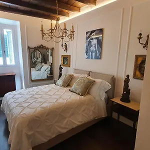  Apartment Town House Italy